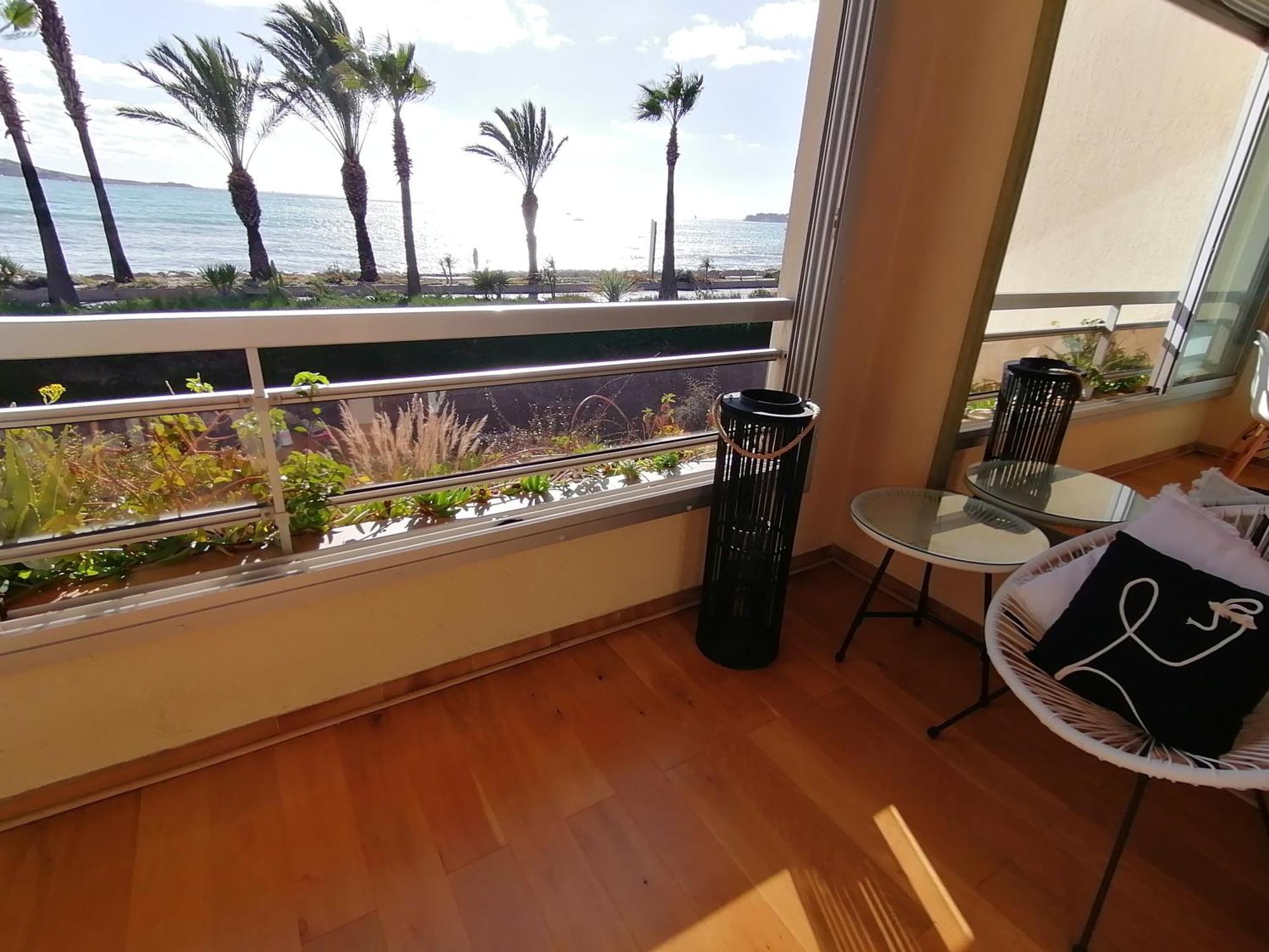 "Le Palmier Dore", Cosy T3 A 3 Minutes A Pied Des Plages, Parking Et Clim Sanary-sur-Mer Exterior foto