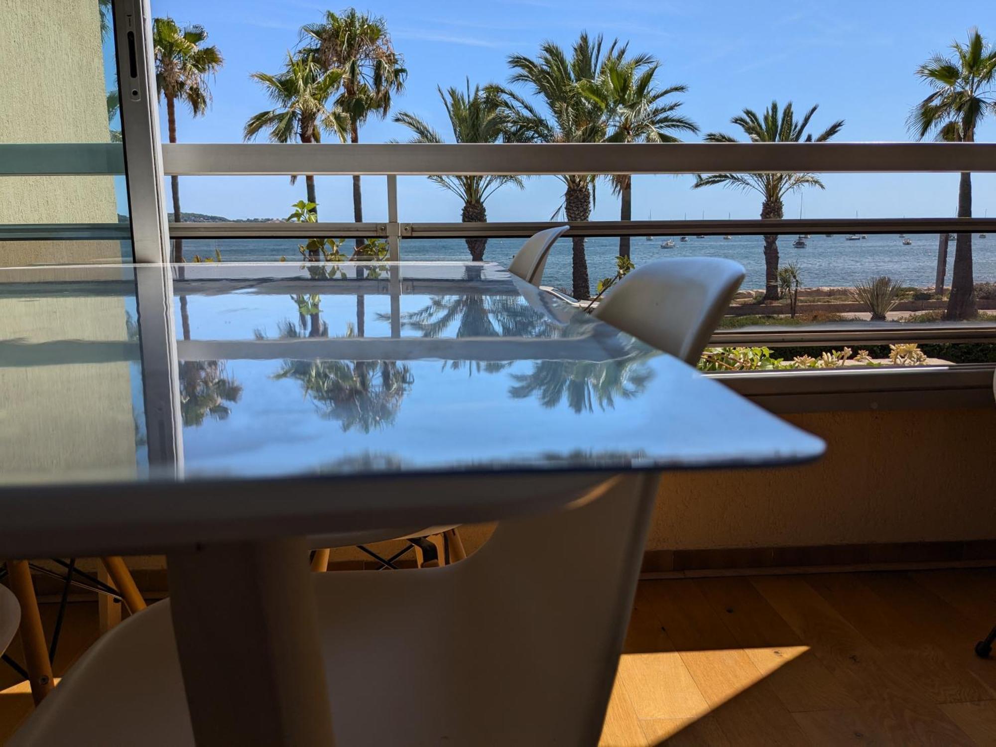 "Le Palmier Dore", Cosy T3 A 3 Minutes A Pied Des Plages, Parking Et Clim Sanary-sur-Mer Exterior foto
