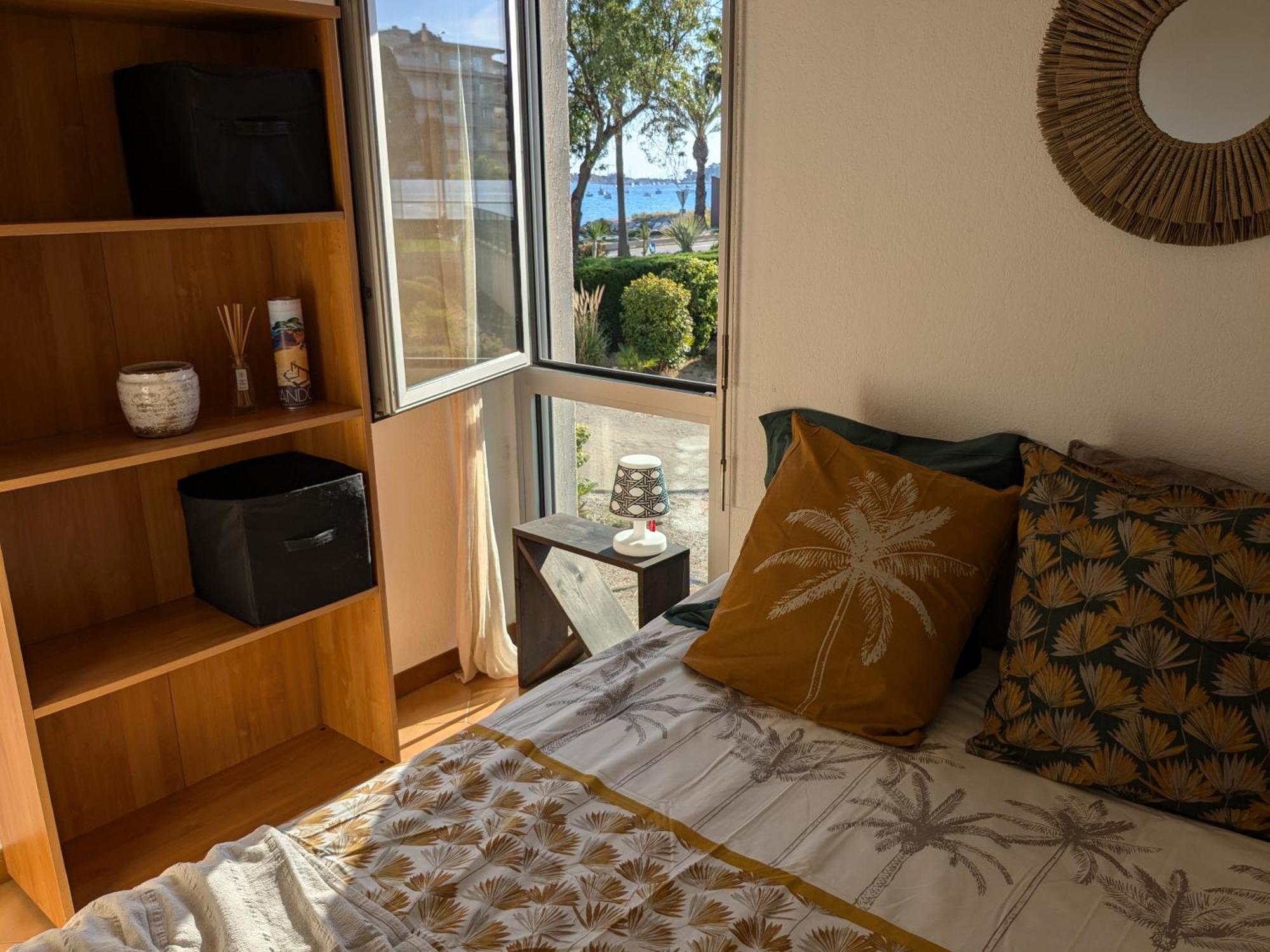 "Le Palmier Dore", Cosy T3 A 3 Minutes A Pied Des Plages, Parking Et Clim Sanary-sur-Mer Exterior foto